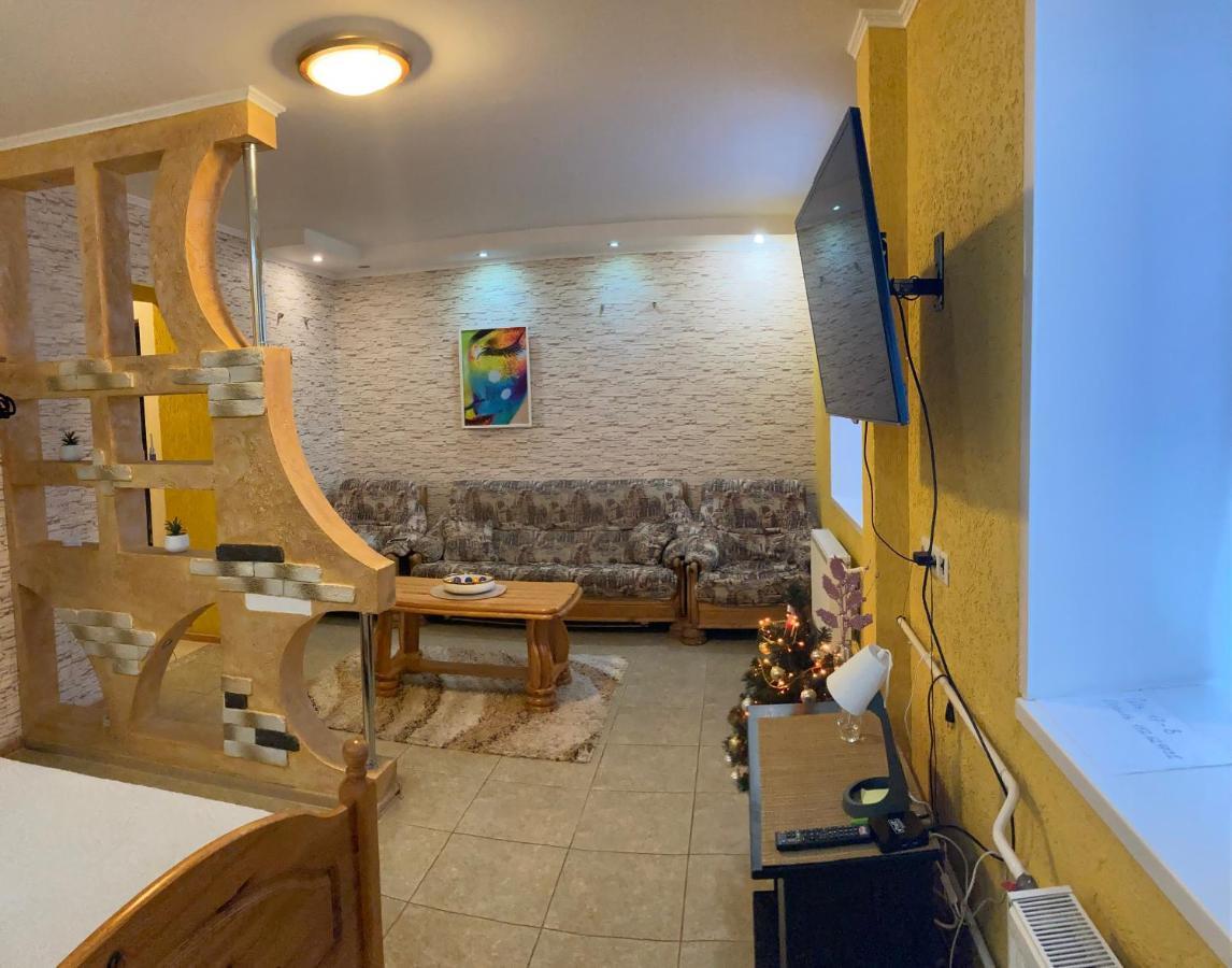 Apartment In The Center グロドノ エクステリア 写真